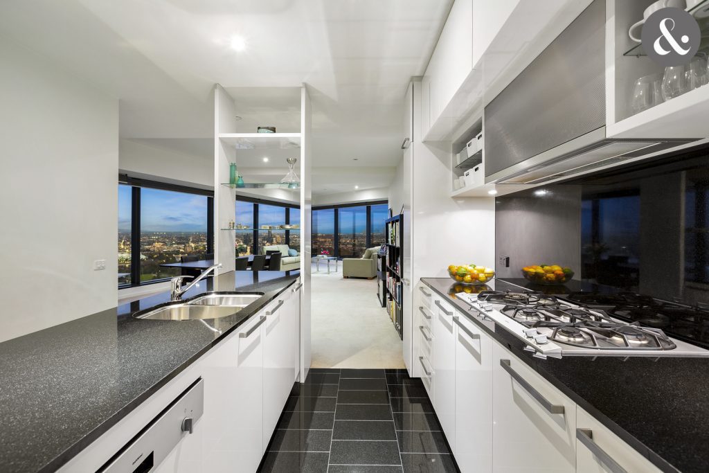4202/7 Riverside Quay