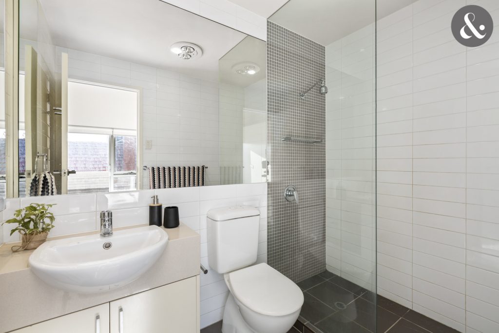 3/386 Dandenong Road