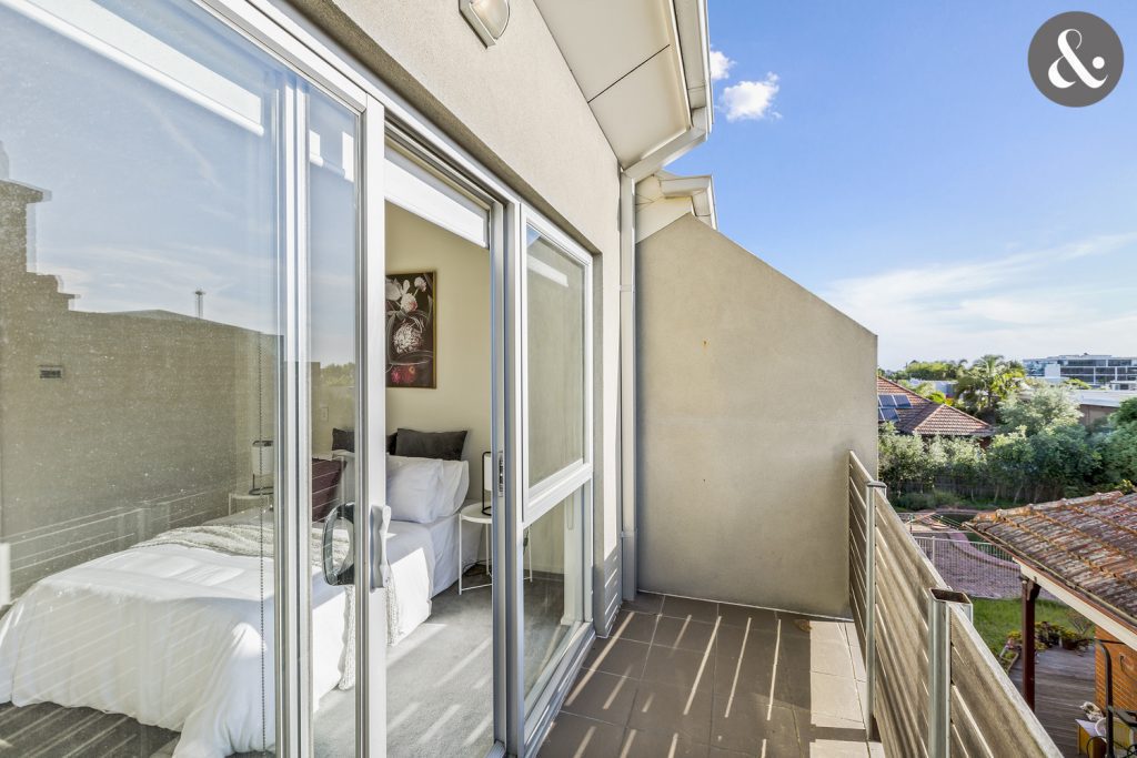 3/386 Dandenong Road