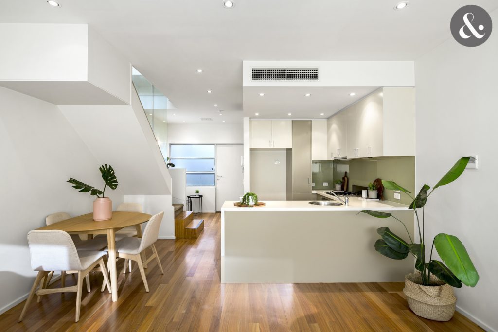 3/386 Dandenong Road