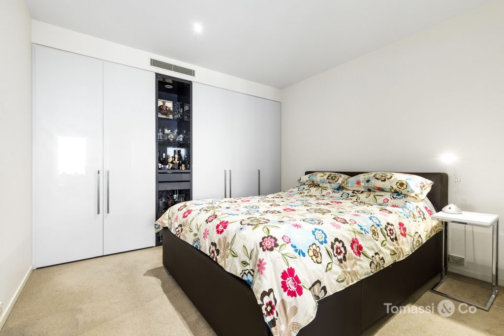 4203/7 Riverside Quay